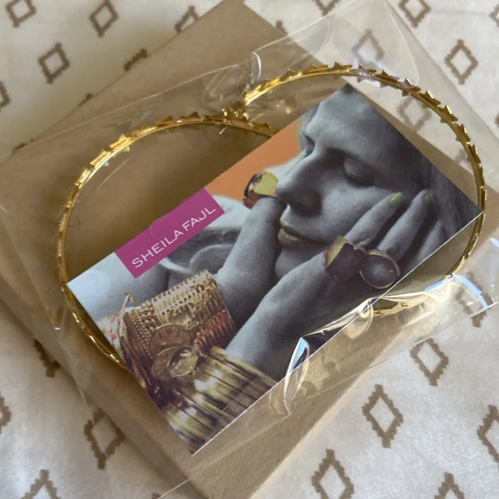 Sheila Fajl Corona Star Hoops Brushed Gold (2.5” Diameter) Brushed Gold NEW - Image 4