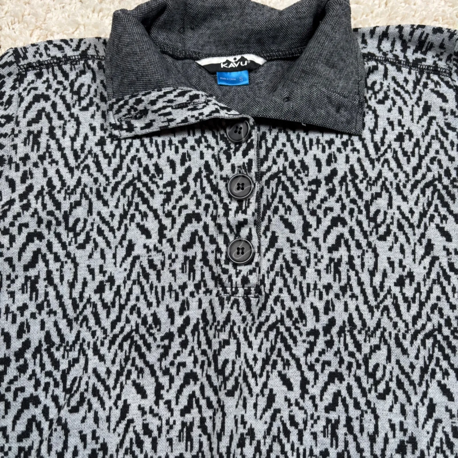 Kavu Geometric Print Long Sleeve Quarter Zip Polo Shirt Women's Size S - Image 6
