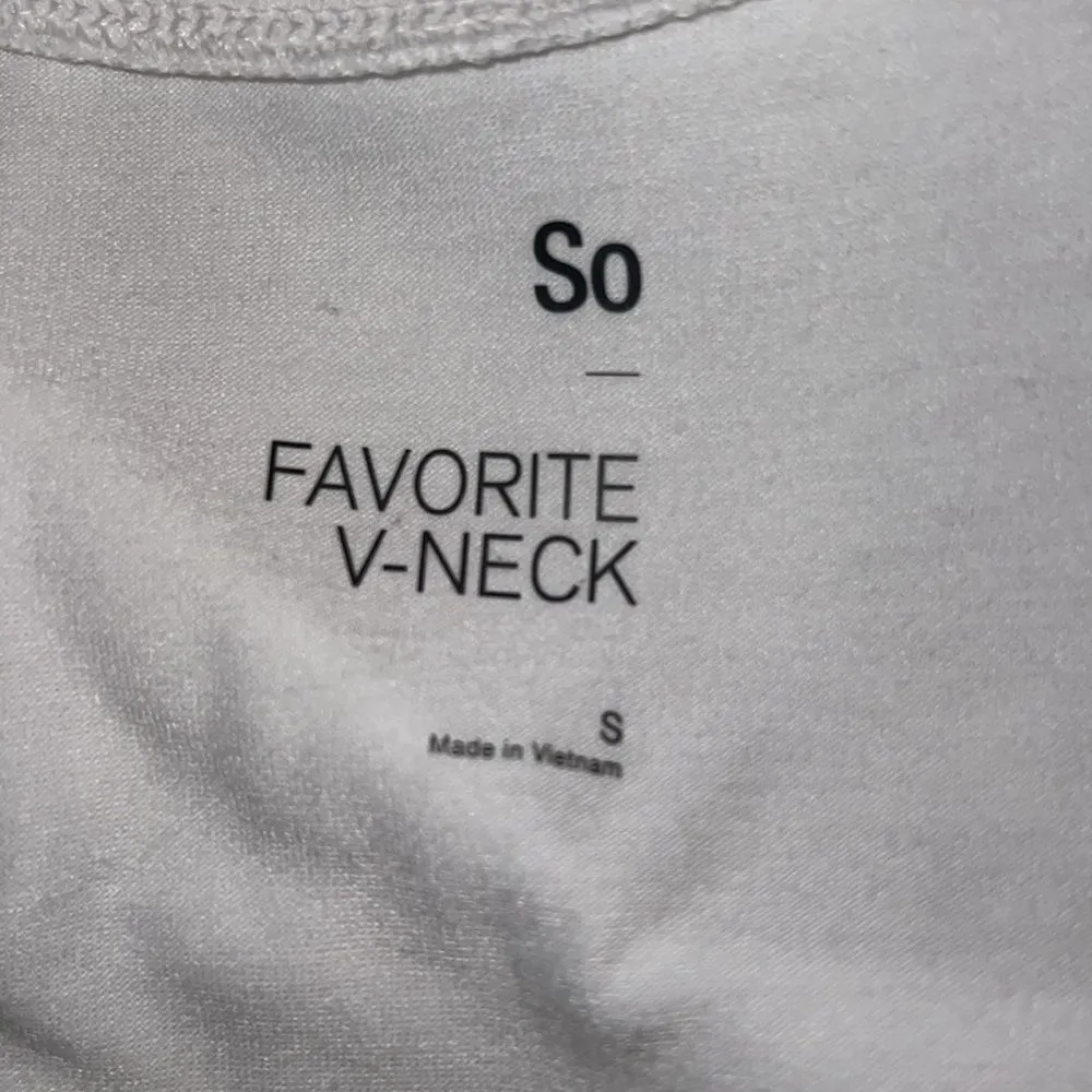 So brand white super nice new tie hem vneck tee shirt! - Image 7