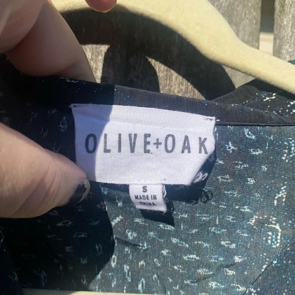 Olive + Oak Navy Printed Romper | S - Image 2