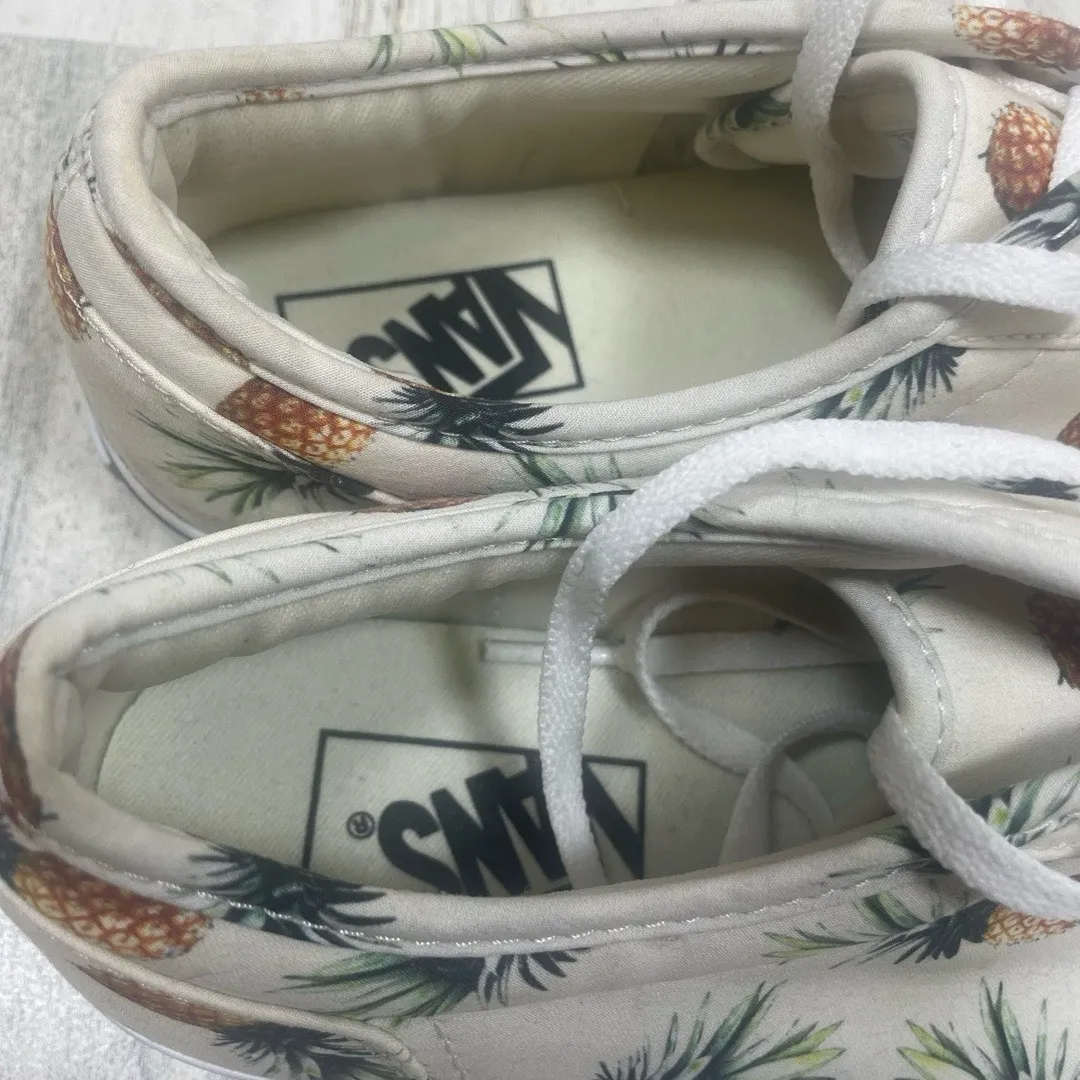Vans Atwood Low Pineapple Print Sneakers Womens Size 9.5 White Lace Up - Image 4