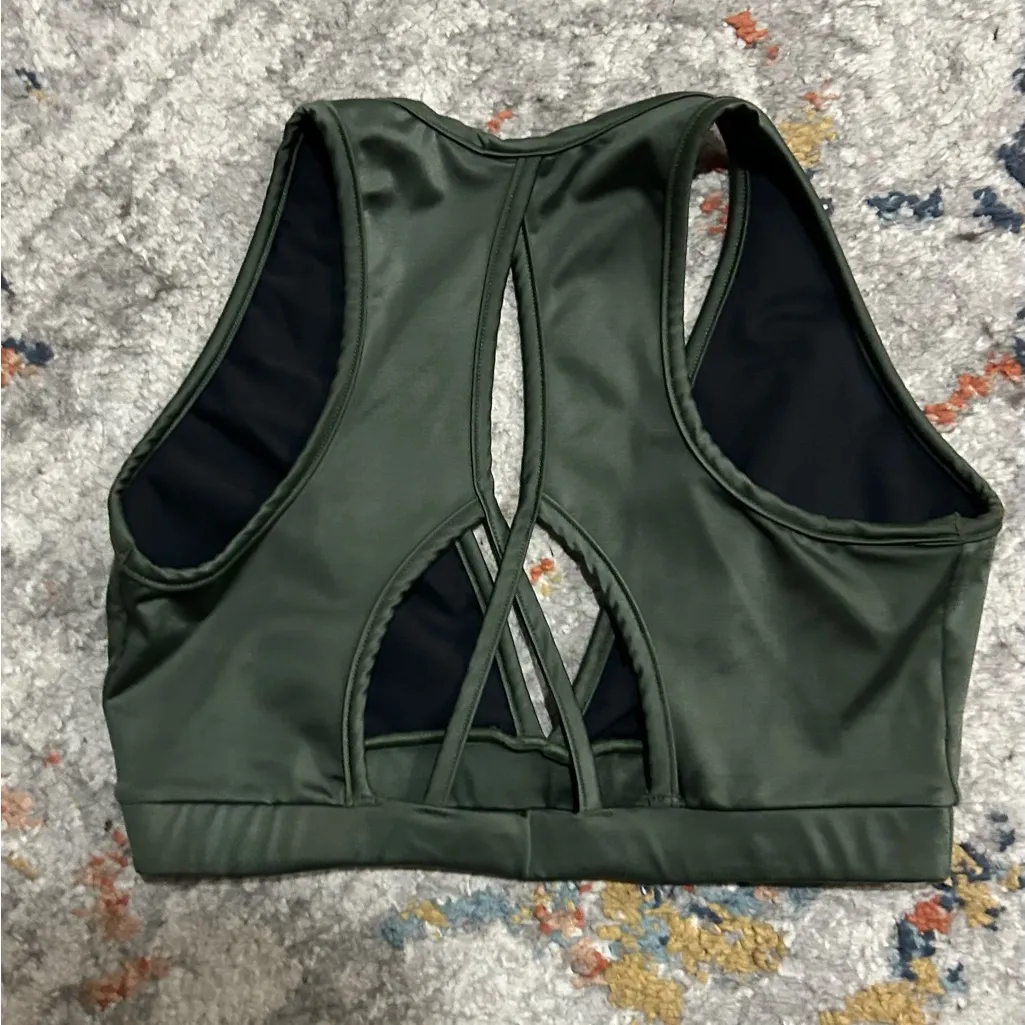 Army Green Sports Bra Size Small - Image 2