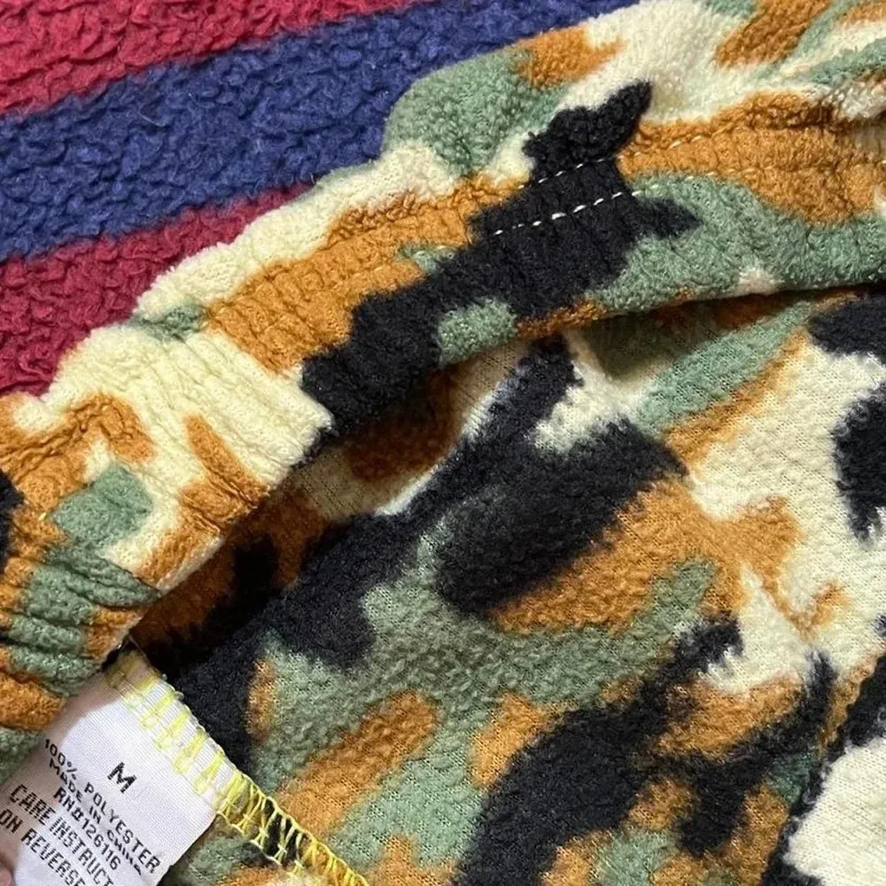 Camo camouflage green pajama pants
Women’s M medium - Image 2