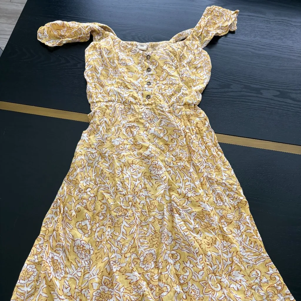 BillaBong Sundress Yellow Floral Size XS EUC - Image 2