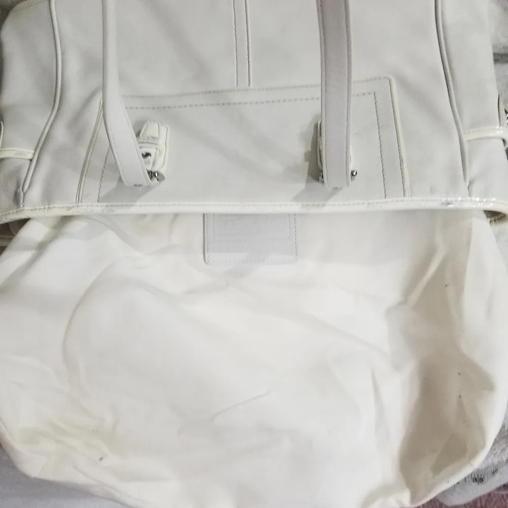 Coach  White Leather Legacy Tote - Image 6
