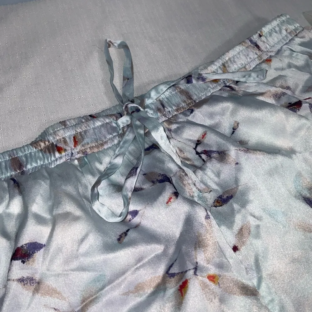 Sincerely Jules NWT Light Blue Satin & Lace Cami Short Pajama Set Pockets Small - Image 5