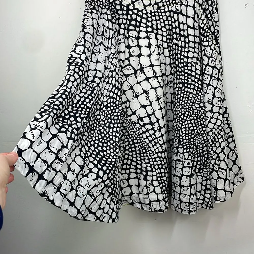 Edme & Esyllte Anthropogie Animal Print Knee Length A Line Skirt w/Lining SZ 12 Black - Image 4