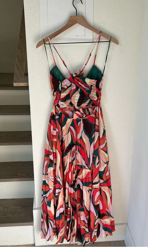 ASTR The Label Revolve Blythe Open Back Plisse Pleated Midi Dress - Image 8