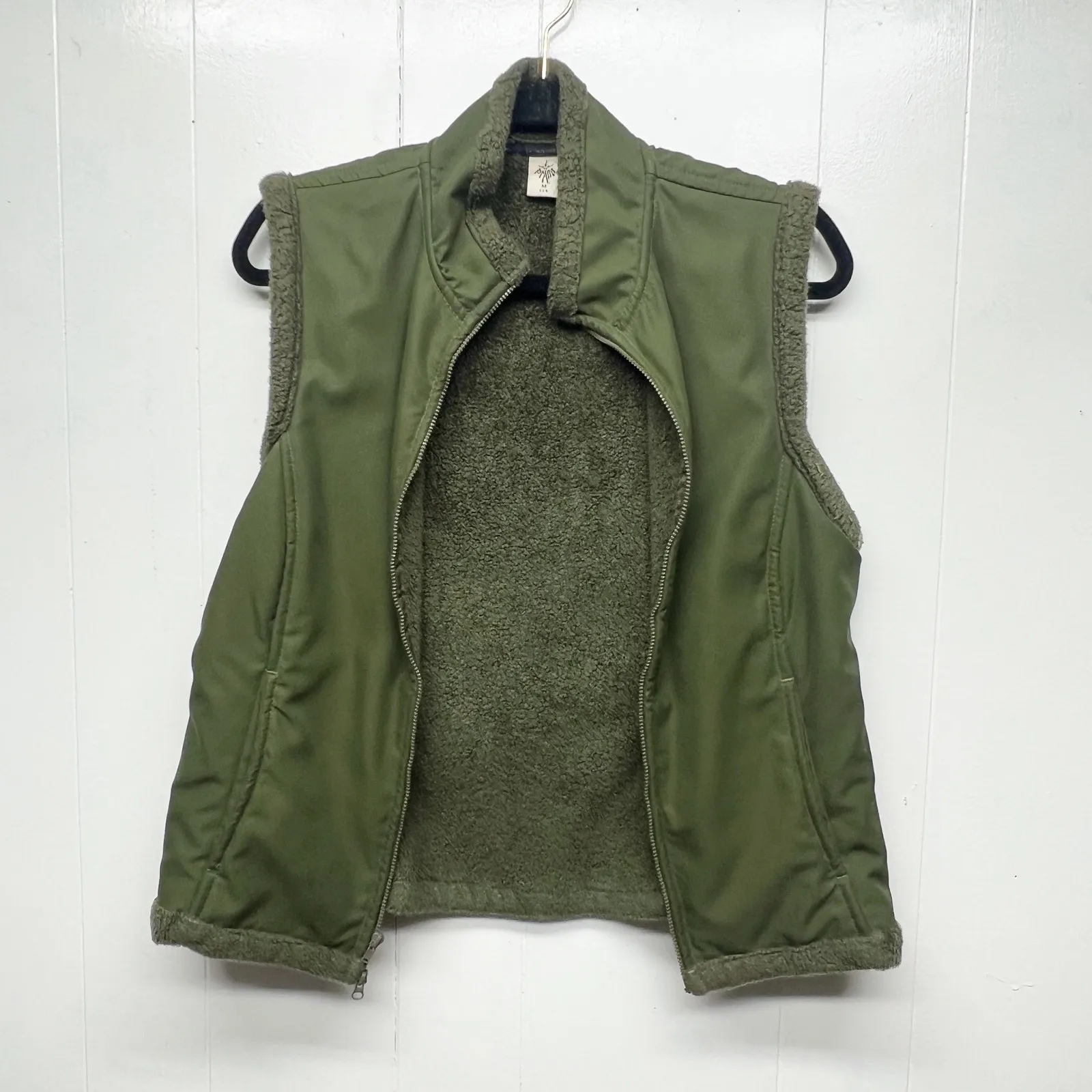 Prana Gorpcore Streetwear Hiking Sherpa Lined Camo Green Womens Vest Sz Medium - Image 2