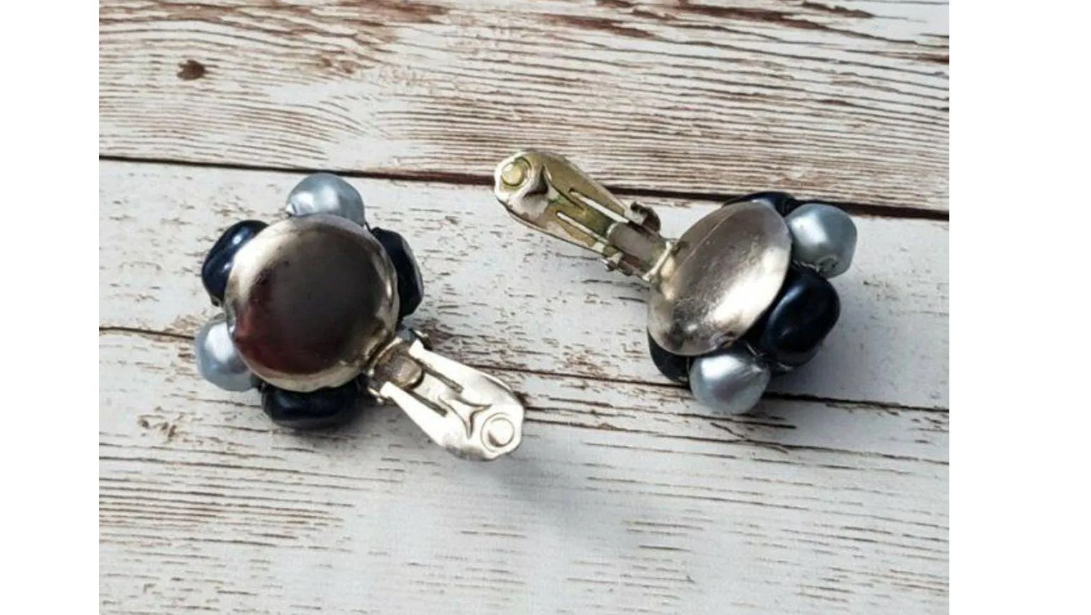 Vintage Clip On Earrings Tones of Blue Flower Just Over 1" - Image 5