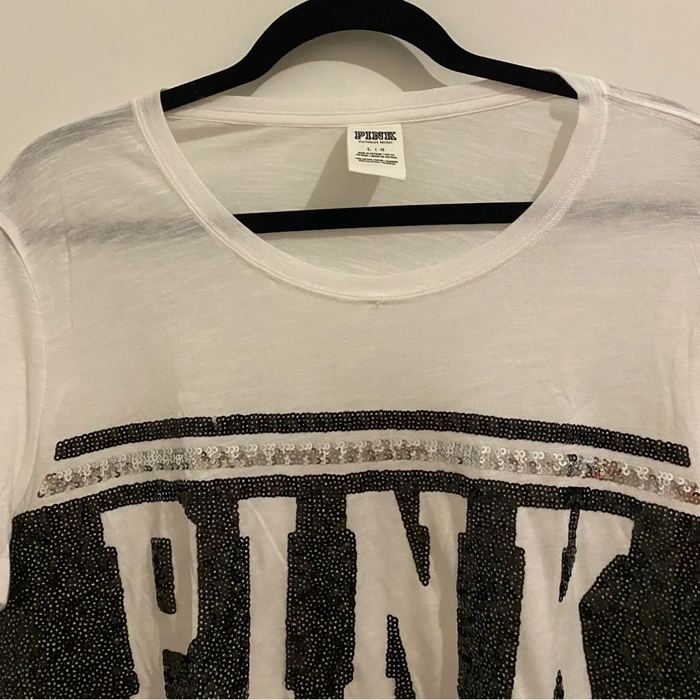 Victoria’s Secret Pink Black & White Sequin Logo T-Shirt Size L New W/O Tag - Image 2
