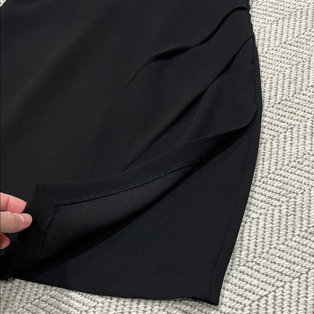 BCBGeneration Dress Womens 4
Black Sheath Cutout Choker Front
Mesh Back Zip Up - Image 6