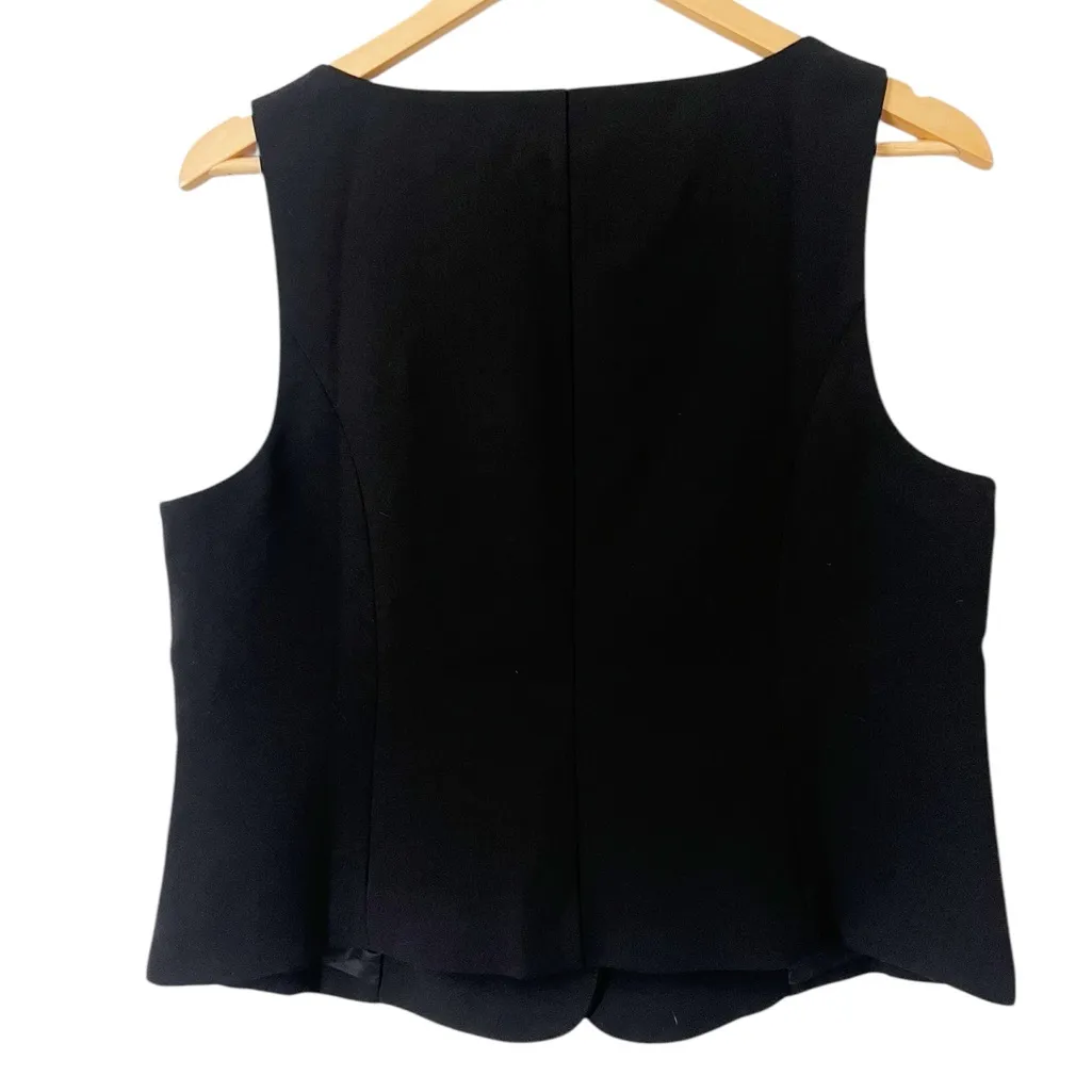 J. Crew Black Scoop Neck Button Down Vest Double Pocket Size Large - Image 2