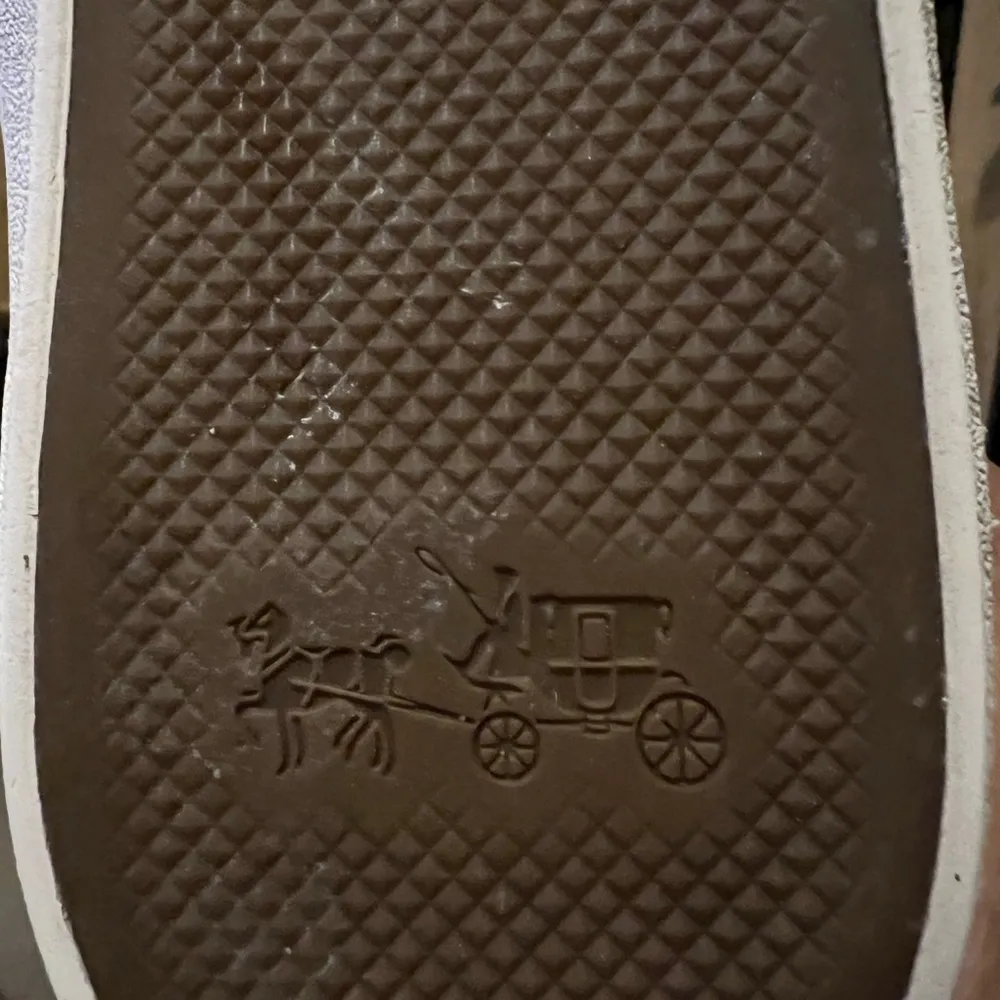 Coach Empire Low Top Logo Monogram Sneakers size 7.5 - Image 5