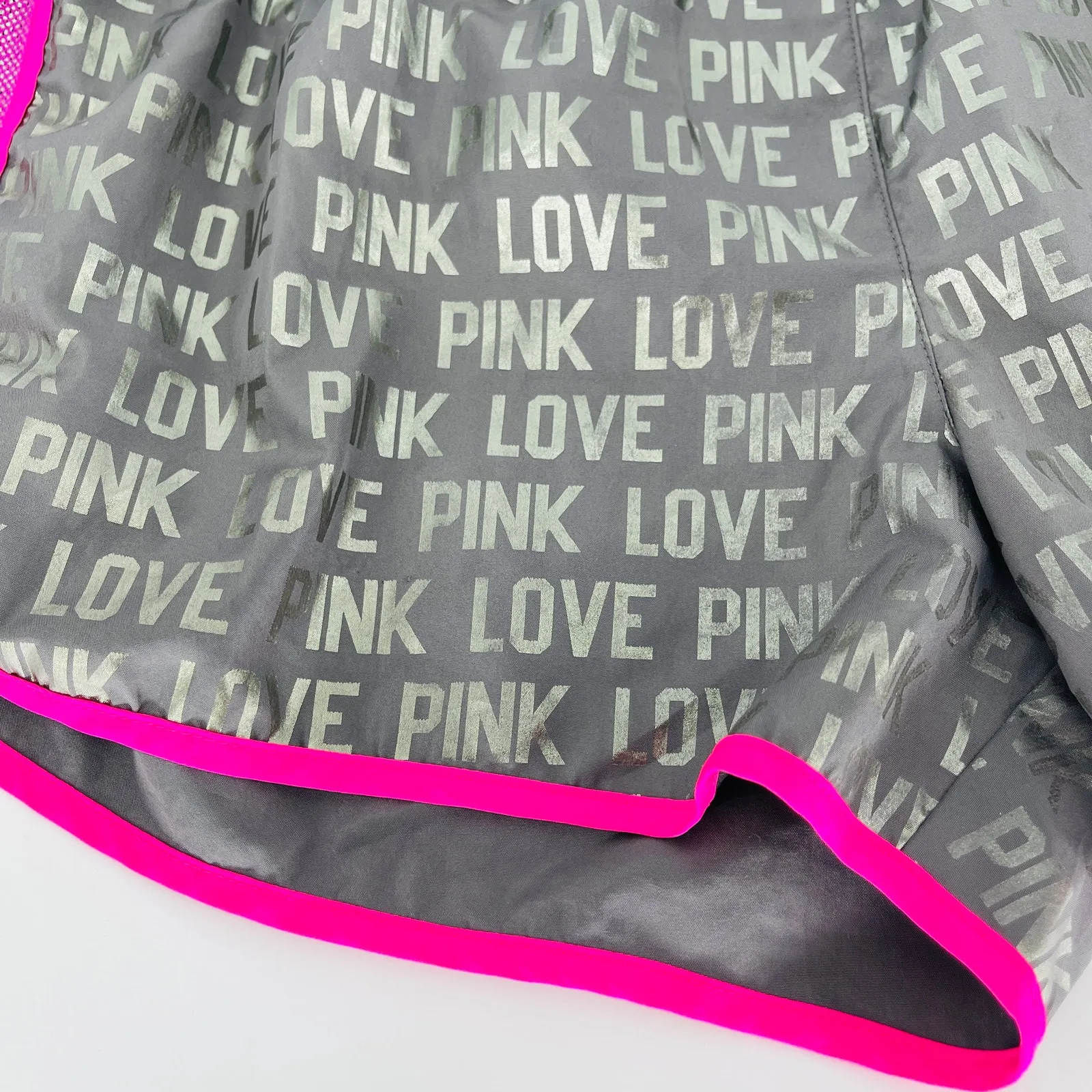 Victoria's Secret PINK Grey Silver and Hot Pink Lined Running Shorts Size S GUC Gray - Image 5