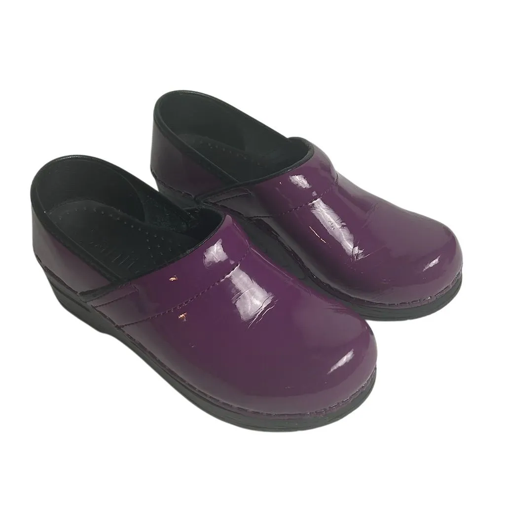 Sanita Women's Purple Clogs Size 5 Slip - Image 2