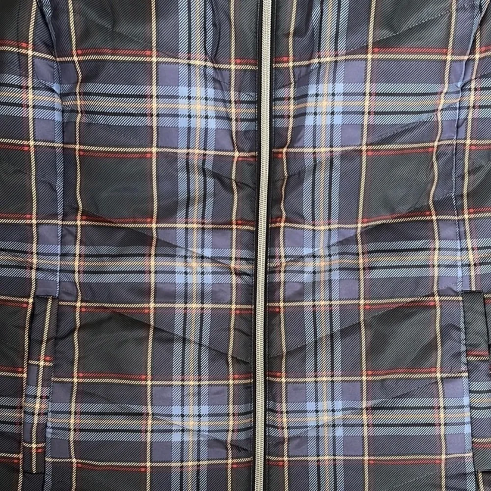 LIKE New CJ Banks Puffer Vest - Image 3