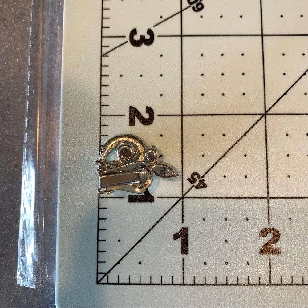 Vintage Silver Clip - Image 8