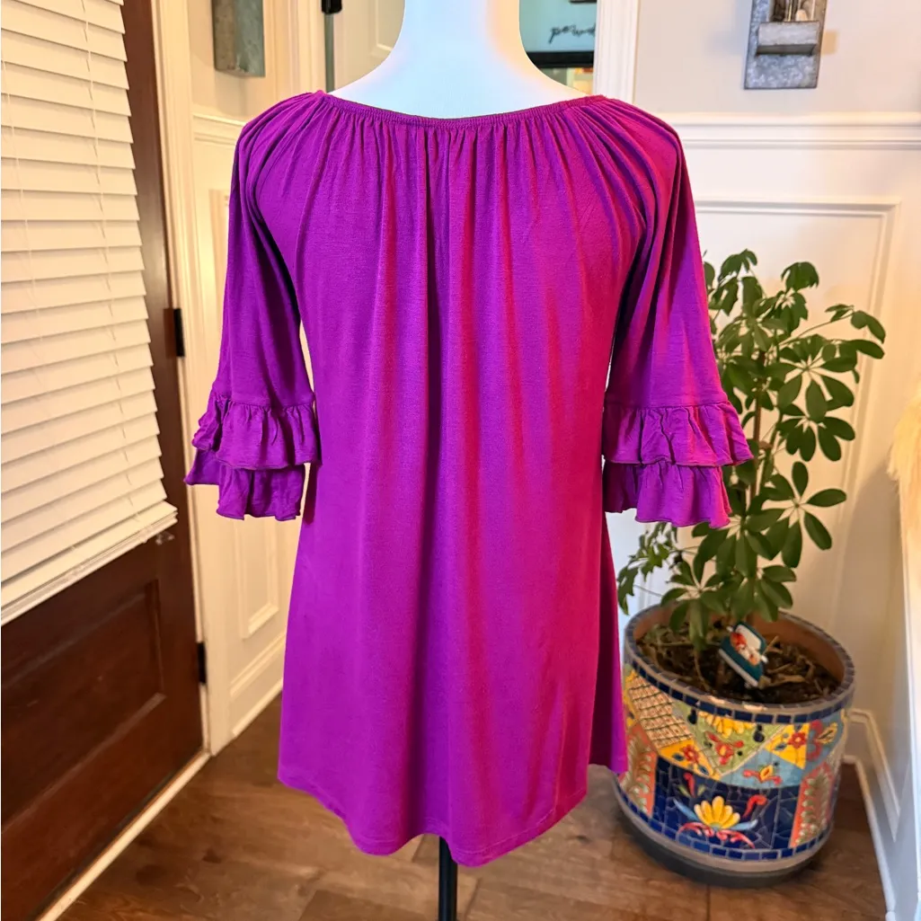 Pink Coconut Boutique EUC Fuchsia Ruffle Sleeve Blouse - Image 3