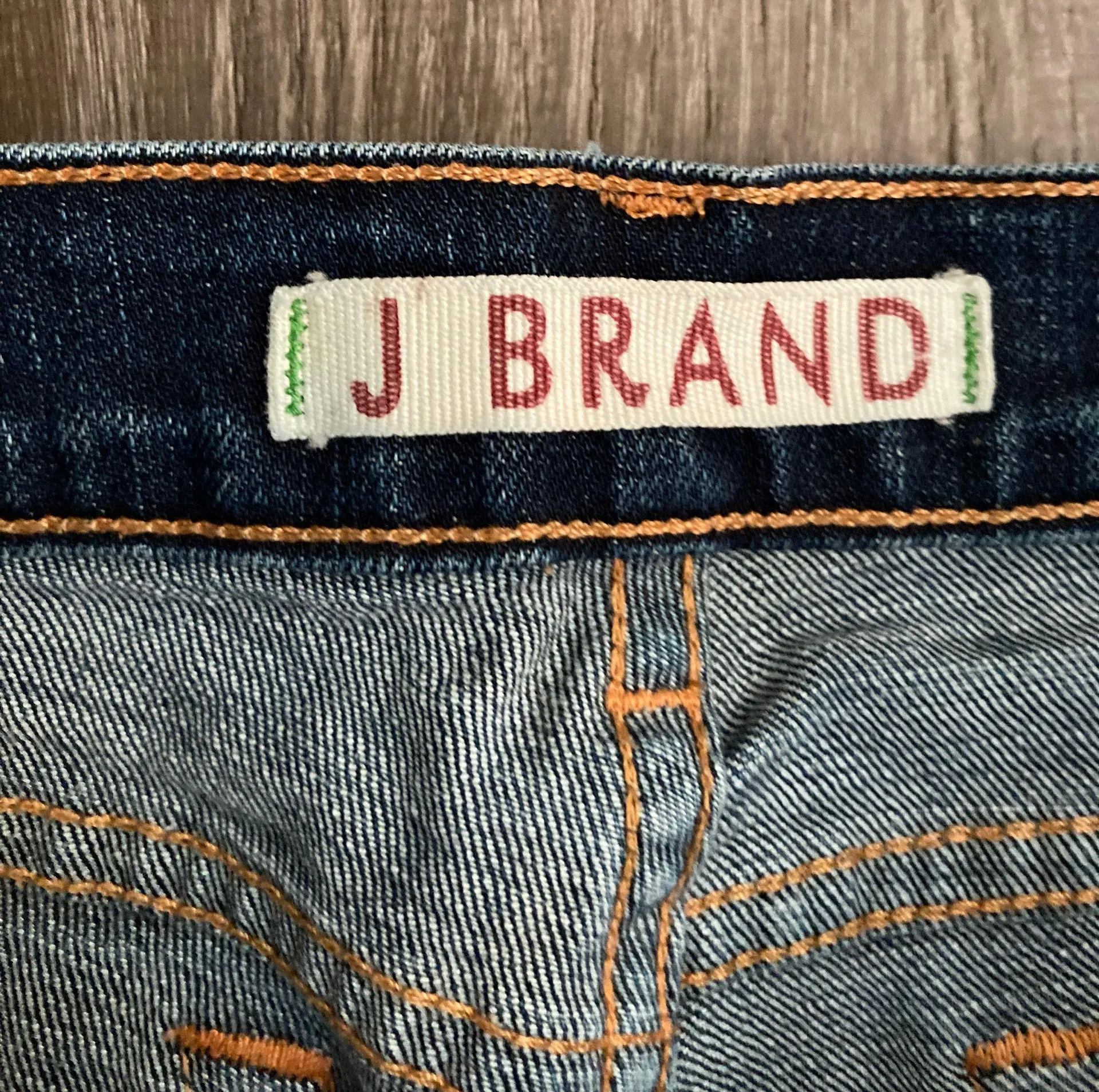 Size 27 Jeans Made in USA - Image 6