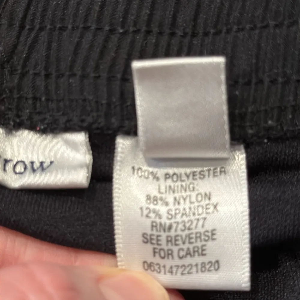 Croft and Barrow women’s black swim shirts size 16W. - Image 8