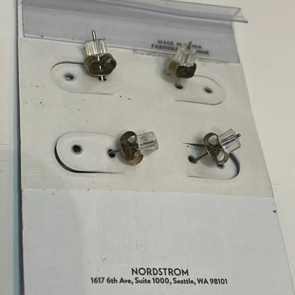 Abound earrings black gold jewelry domino stud earrings accessories - Image 4