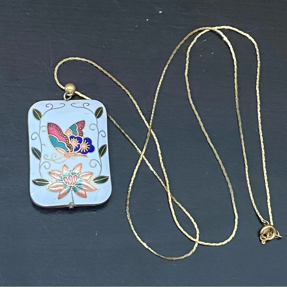 Vintage Butterfly & Flower Cloisonné Pendant Gold - Image 7