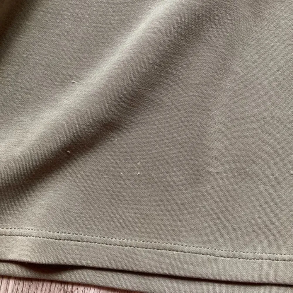 JoyLab Olive Green Hooded Cropped Pullover Size XL - Image 5