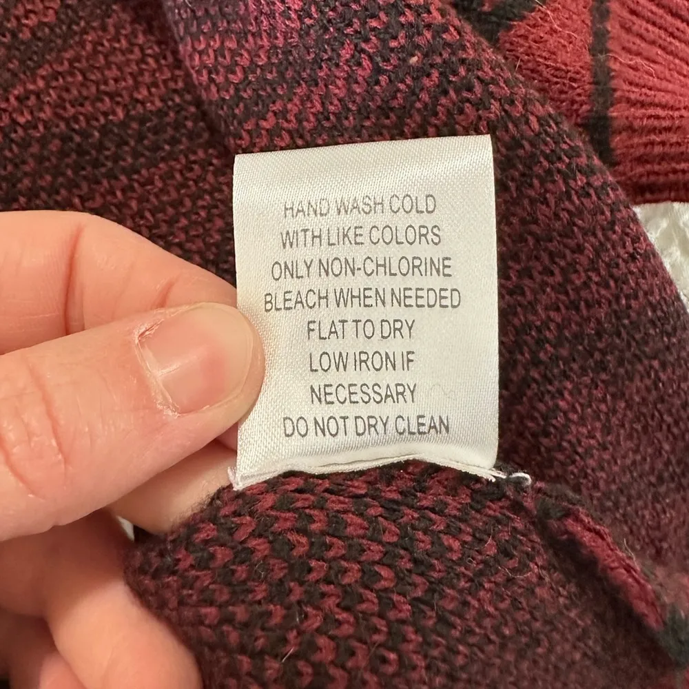 Rebellious One Size Large Open Front Cardigan with Faux Fur trim, Red and Black - Image 5