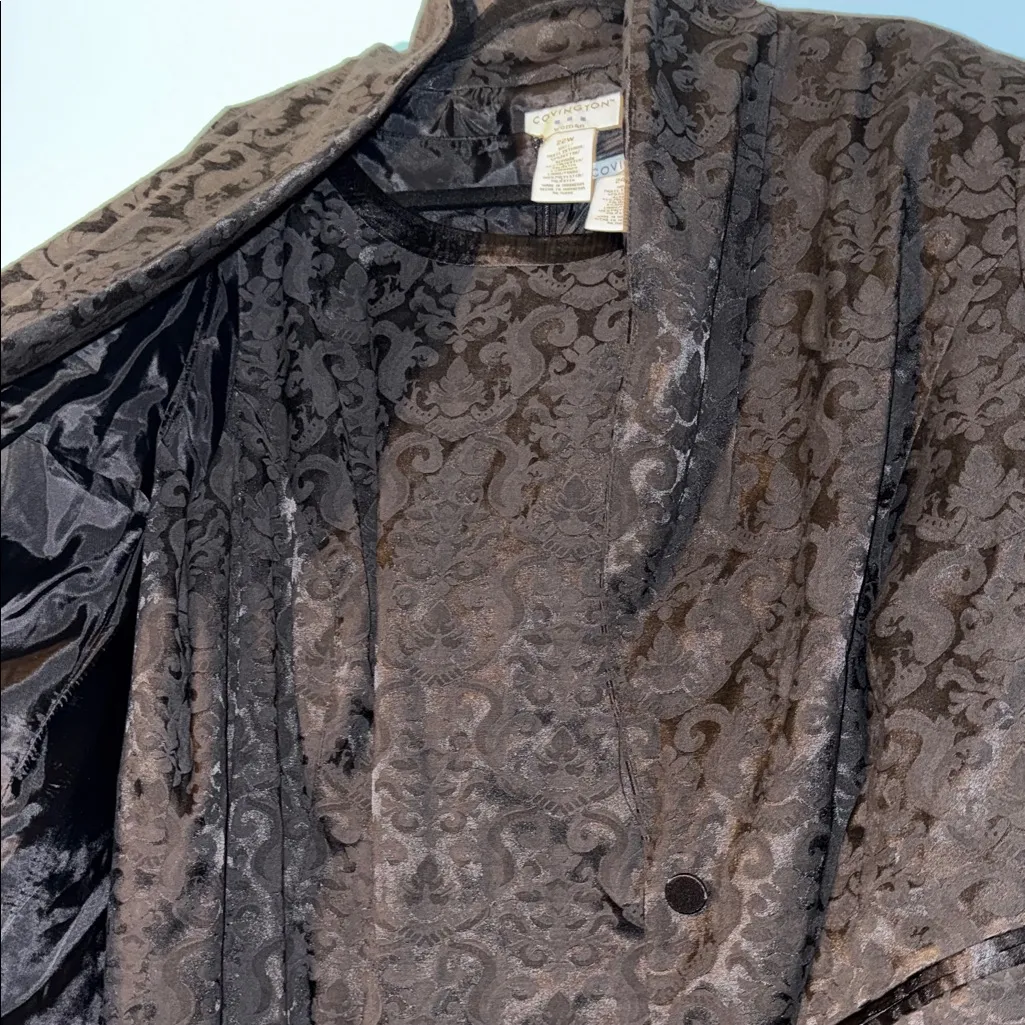 Covington Elegant Black Jacquard Skirt Suit - Image 4