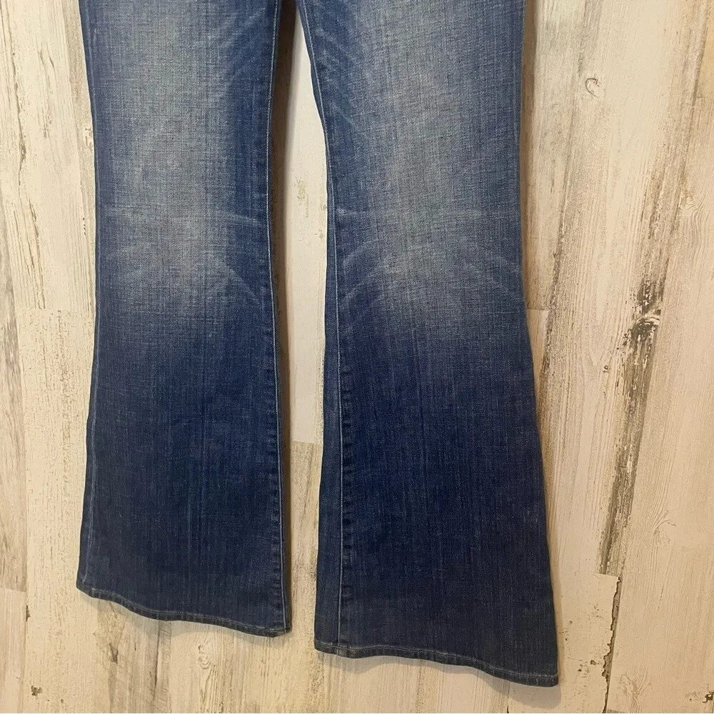 Madewell Flea Market‎ Flare High Rise Jeans -Medium Whiskered Stone Wash size 26 - Image 2