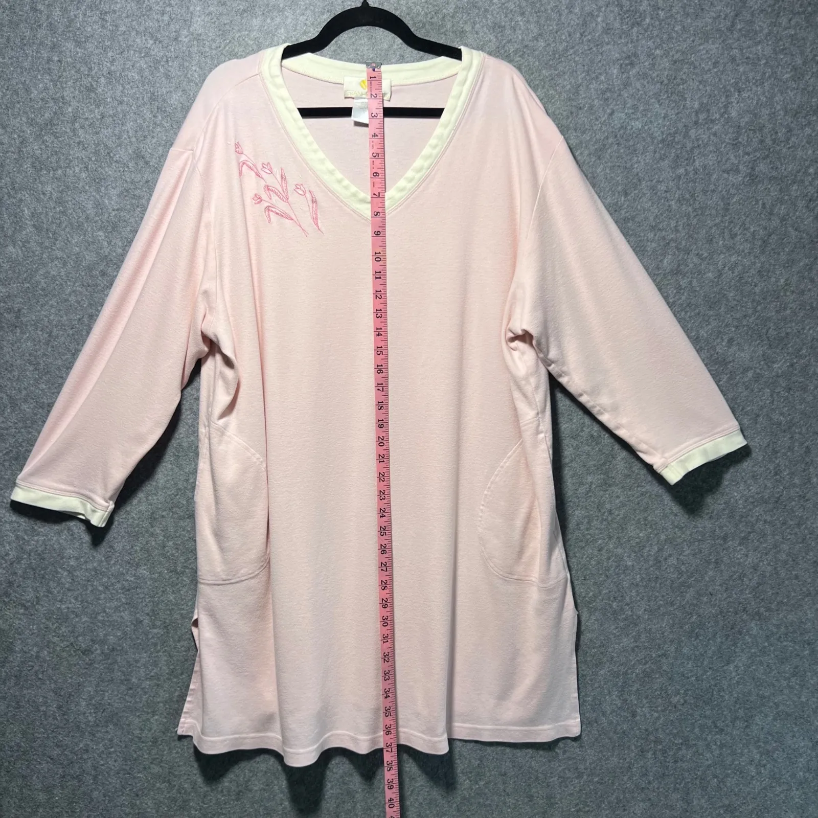 Stan Herman Vintage Pink Sleep Shirt Nightshirt Embroidered V - Image 4