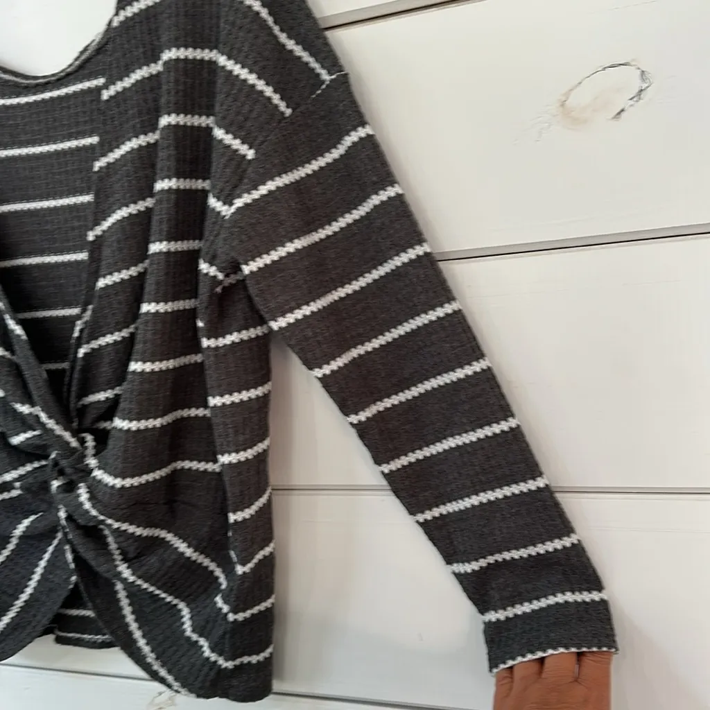 BKE Striped Backless Long Sleeve Knit Pullover Top NEW Size XS - Image 11
