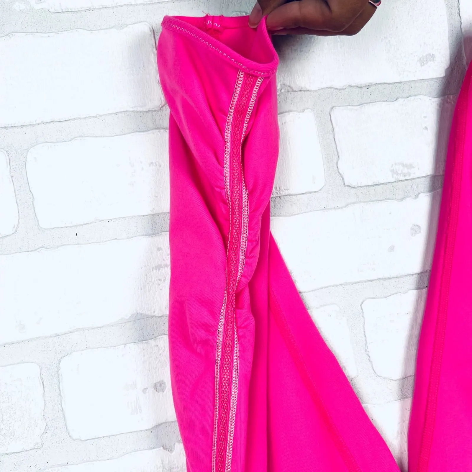 Lululemon Athletica Hot Pink Crop Leggings Ruched Sz 4 Activewear‎ - Image 10