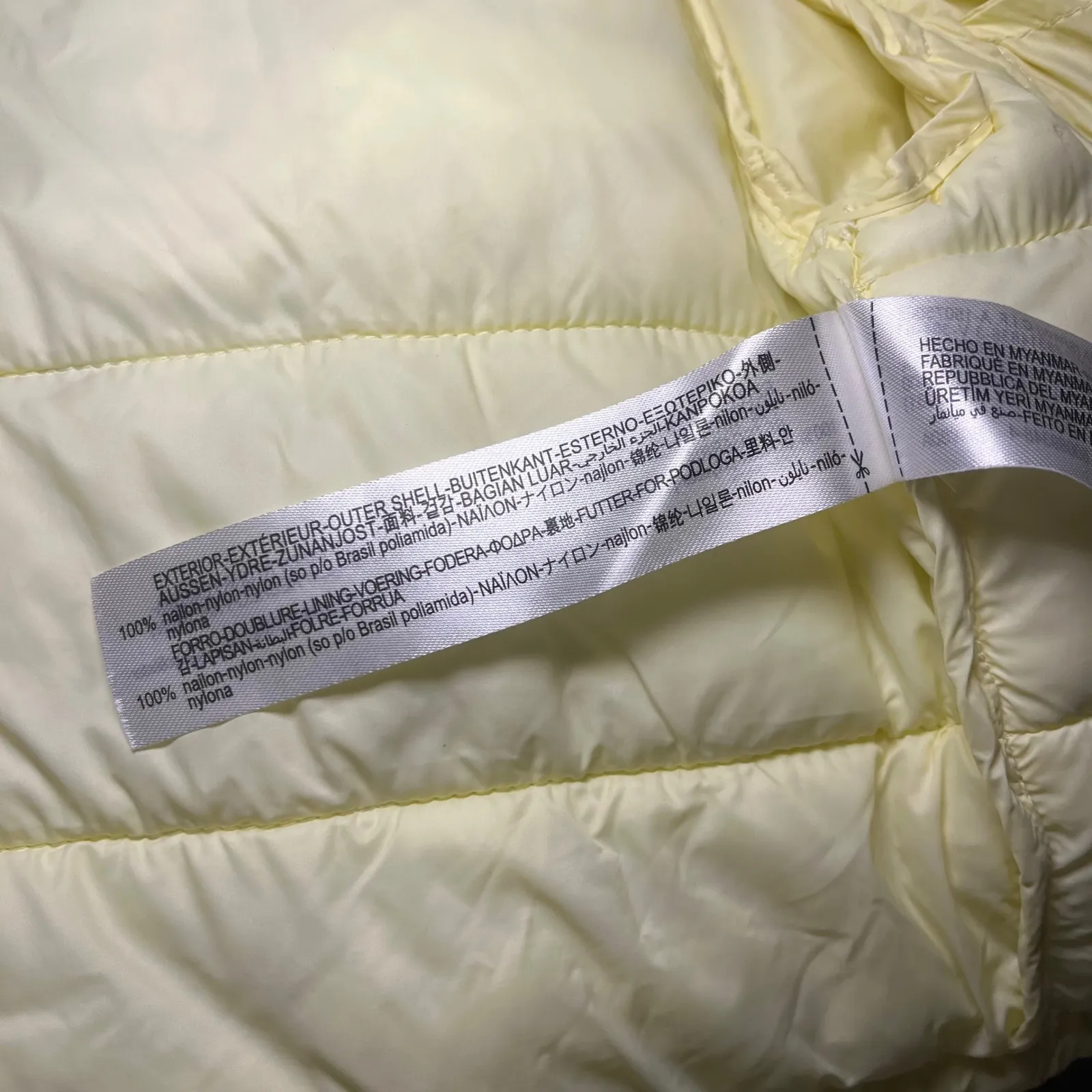 ZARA Cropped Puffer Jacket Hooded Quilted Pastel Yellow Casual Outerwear Size XS - Image 8