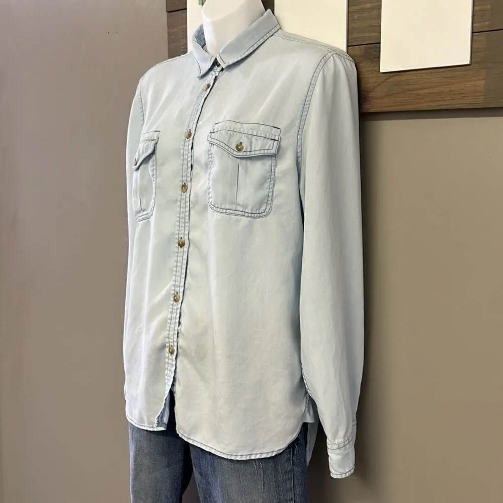 American Eagle Lt Bleach Blue Lyocell Button Down Long Sleeve with Collar-Medium - Image 3