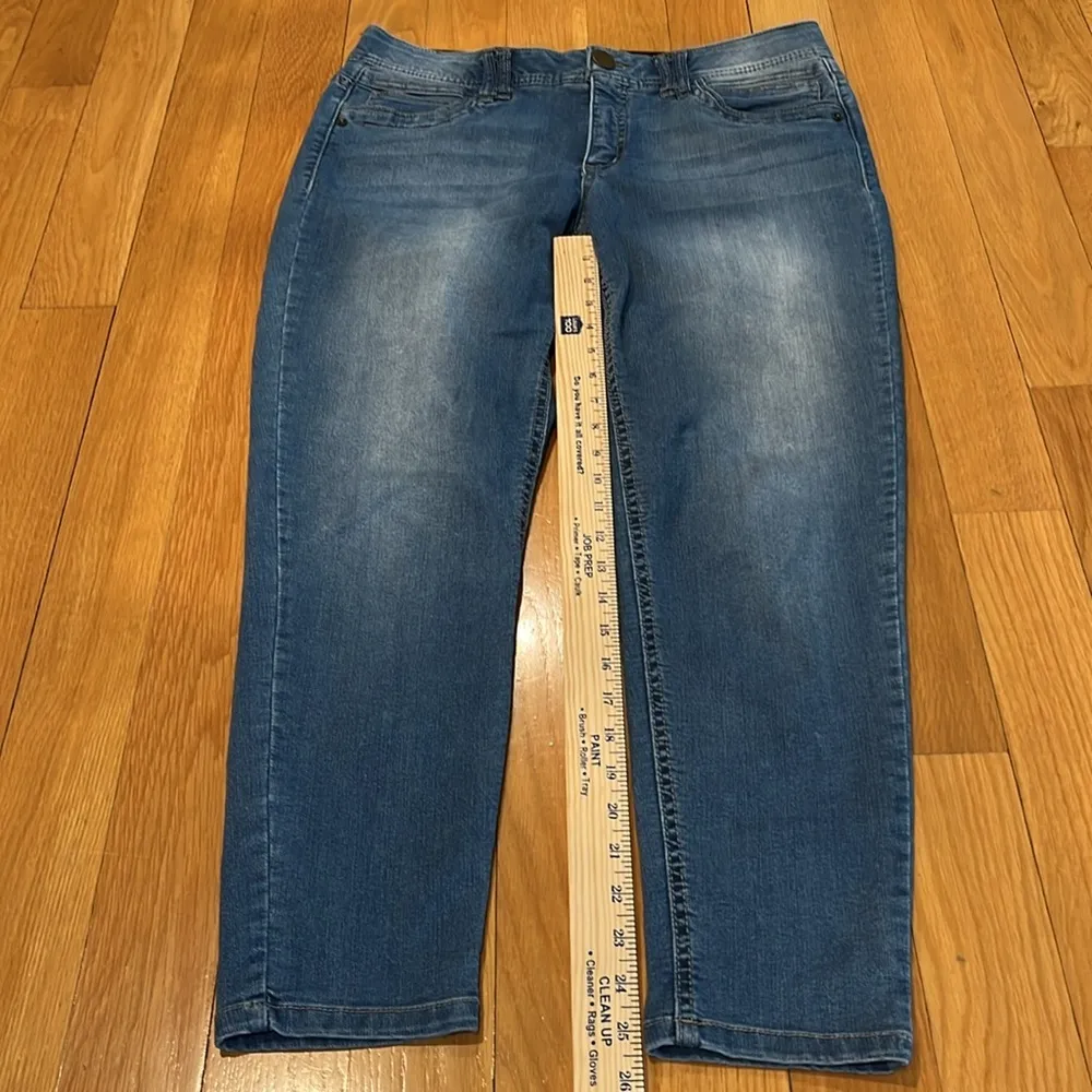 Democracy women’s  Ab technology jeans size 12 . - Image 5
