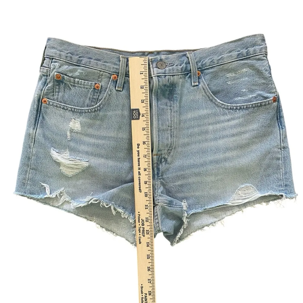 Levi's Premium Women's  501 Original Fit High-Rise Shorts Distressed Size 30 - Image 8