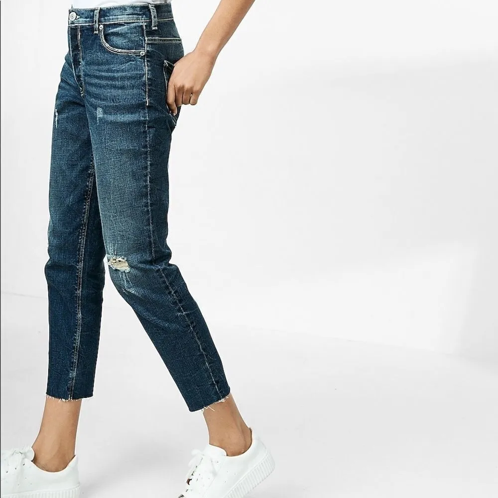 ✨HP✨High Waisted Cropped Girlfriend Jeans✨ - Image 4