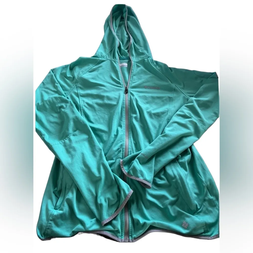 Columbia lightweight zip up hooded jacket, Omni shade Newick, Omni wick SM Green - Image 3