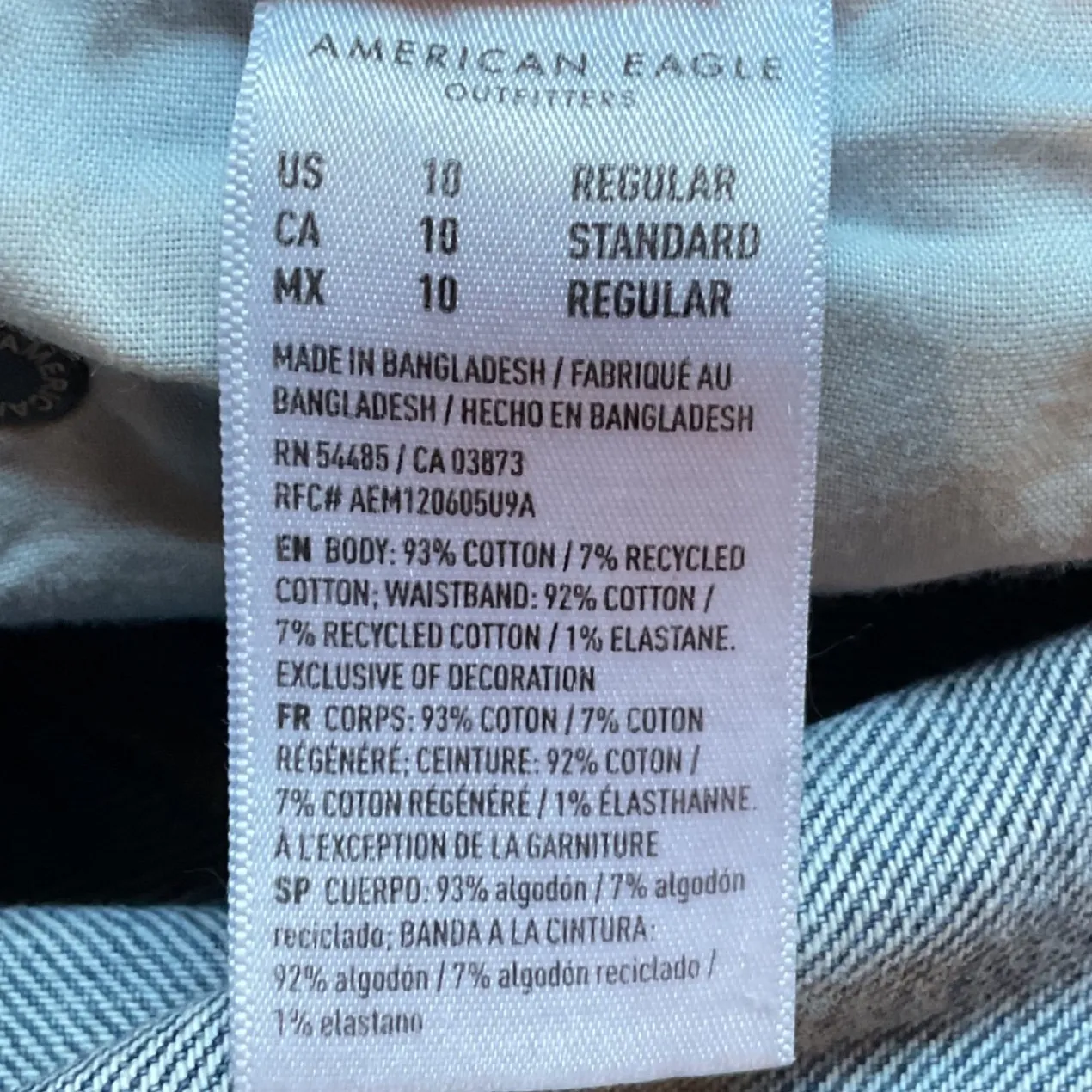 American Eagle High Waisted Frayed Hem Straight Leg Denim Jeans Whiskers Size 10 Blue - Image 12