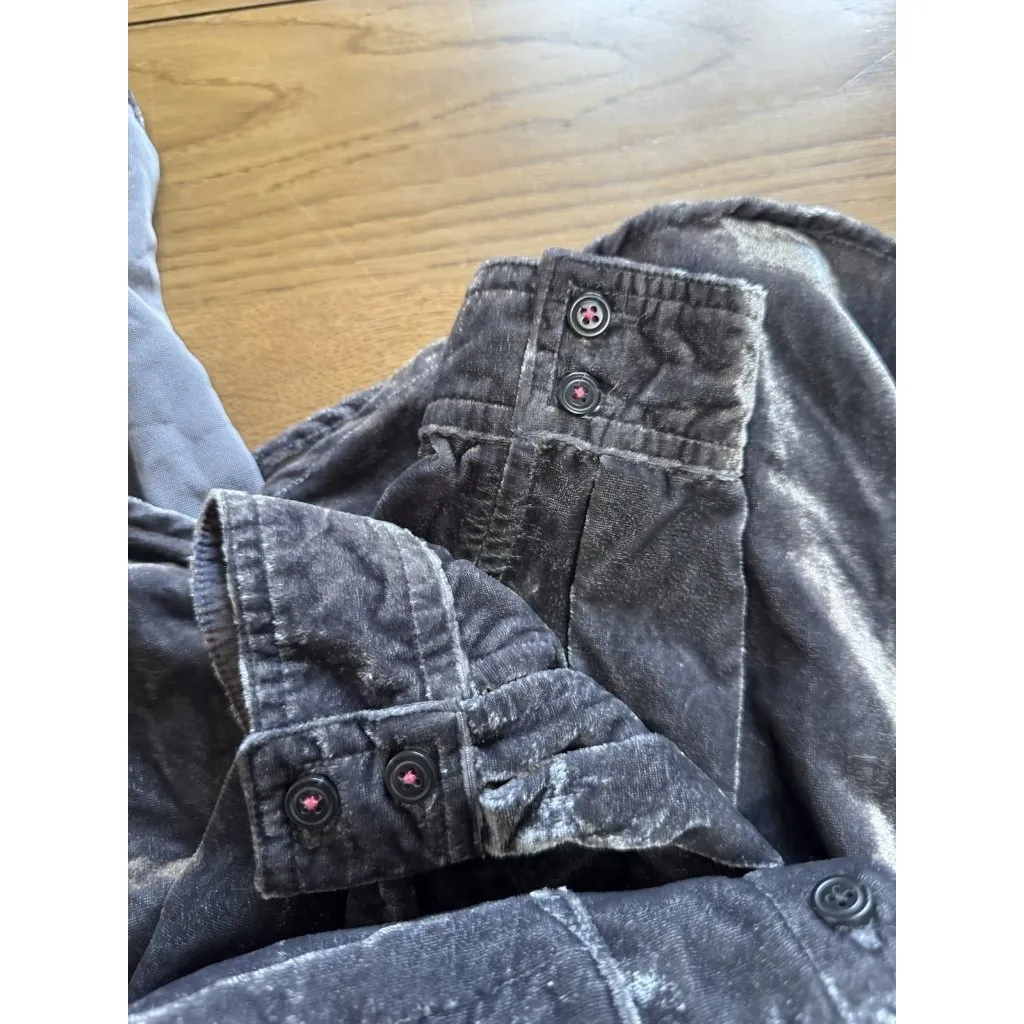 Pilcro Anthropologie Top Women Size XS Velour Button Gray Shirt Whimsy Goth City - Image 11