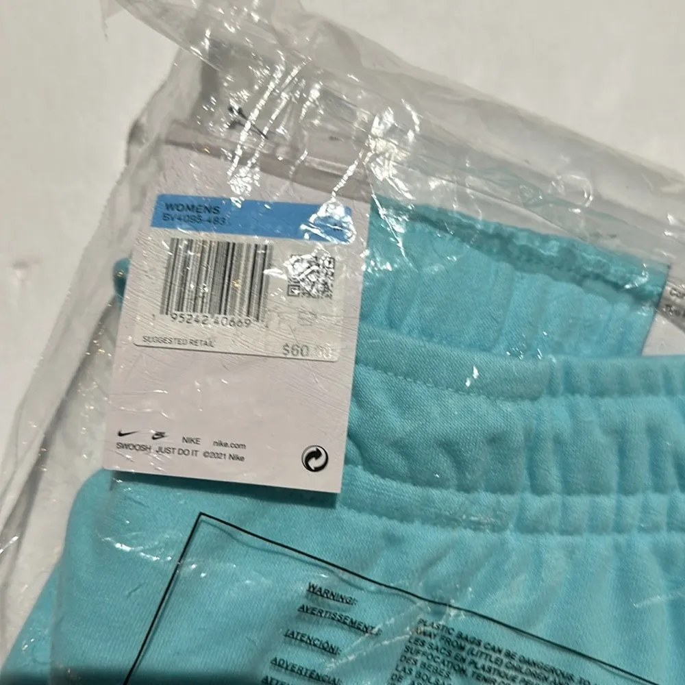 Nike Teal Sweats Size medium mid rise standard fit new - Image 3