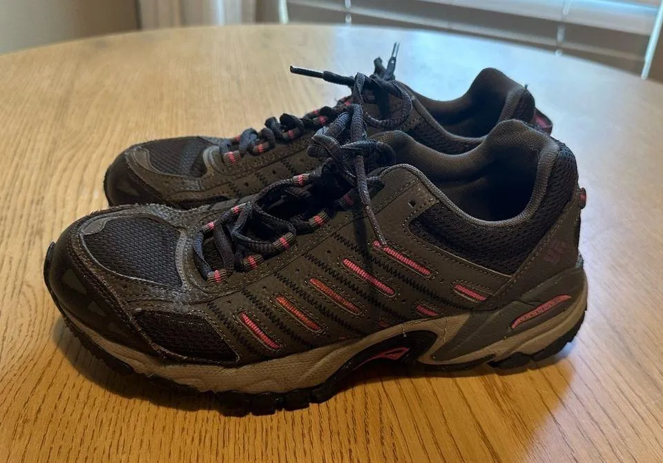 Columbia tech life hiking trail shoe 8.5 - Image 5