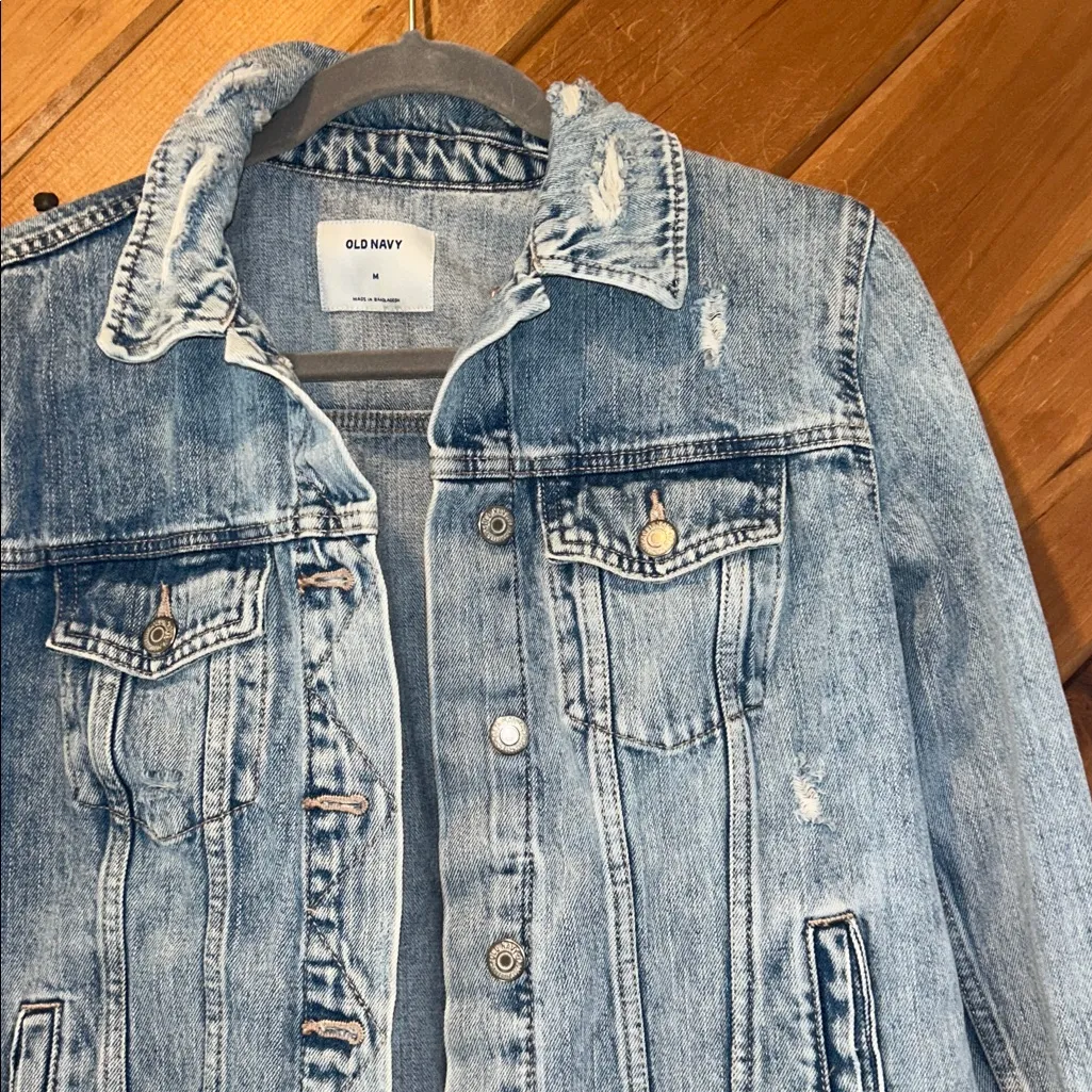 Old Navy distressed light-wash denim jean jacket - Image 3