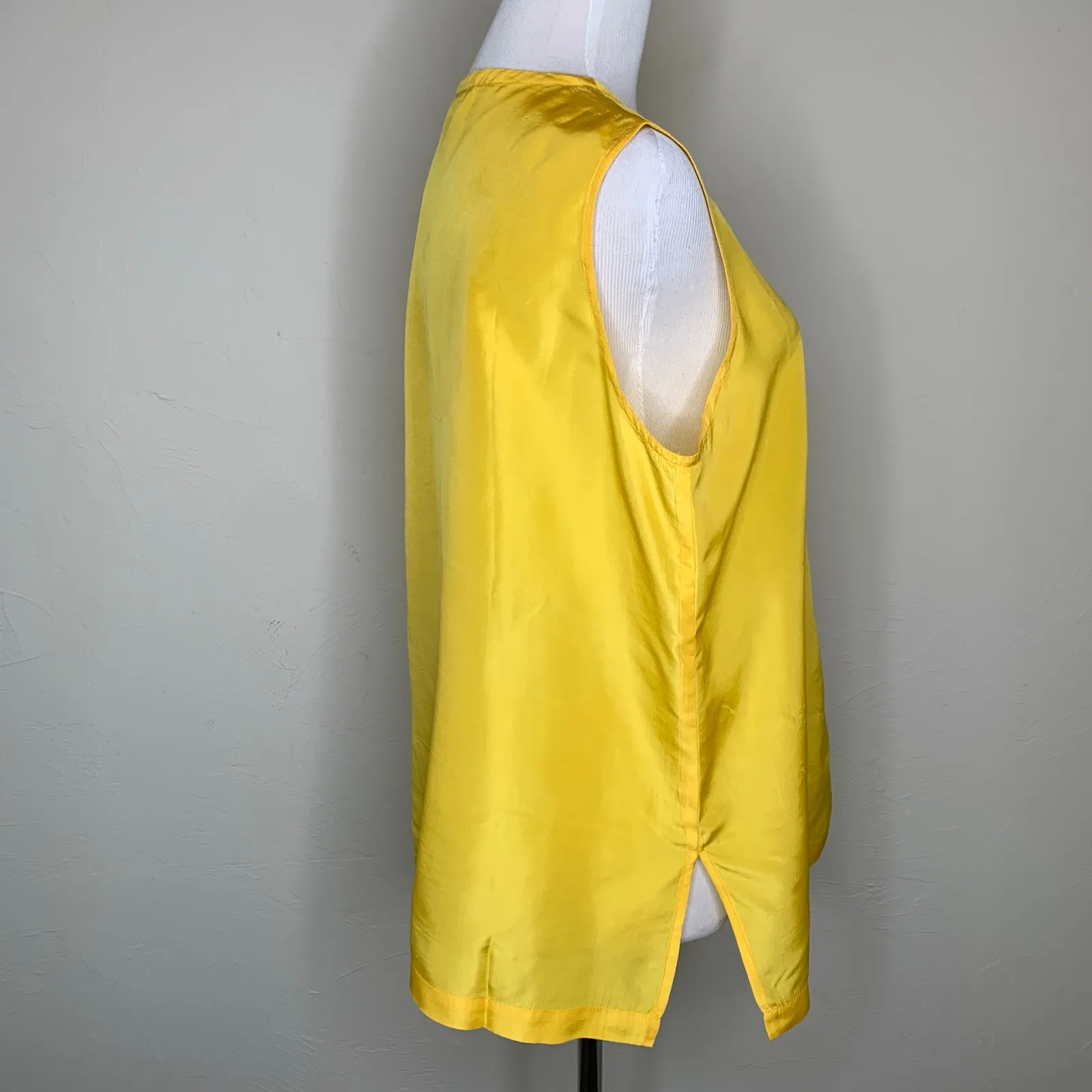 Golden Yellow Sleeveless Silk Blouse Medium Gold - Image 4