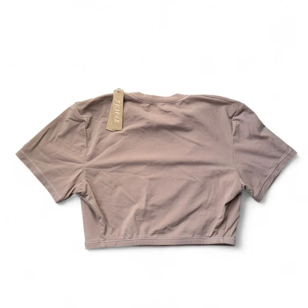 skims fits everybody super cropped t shirt in sienna - Image 4