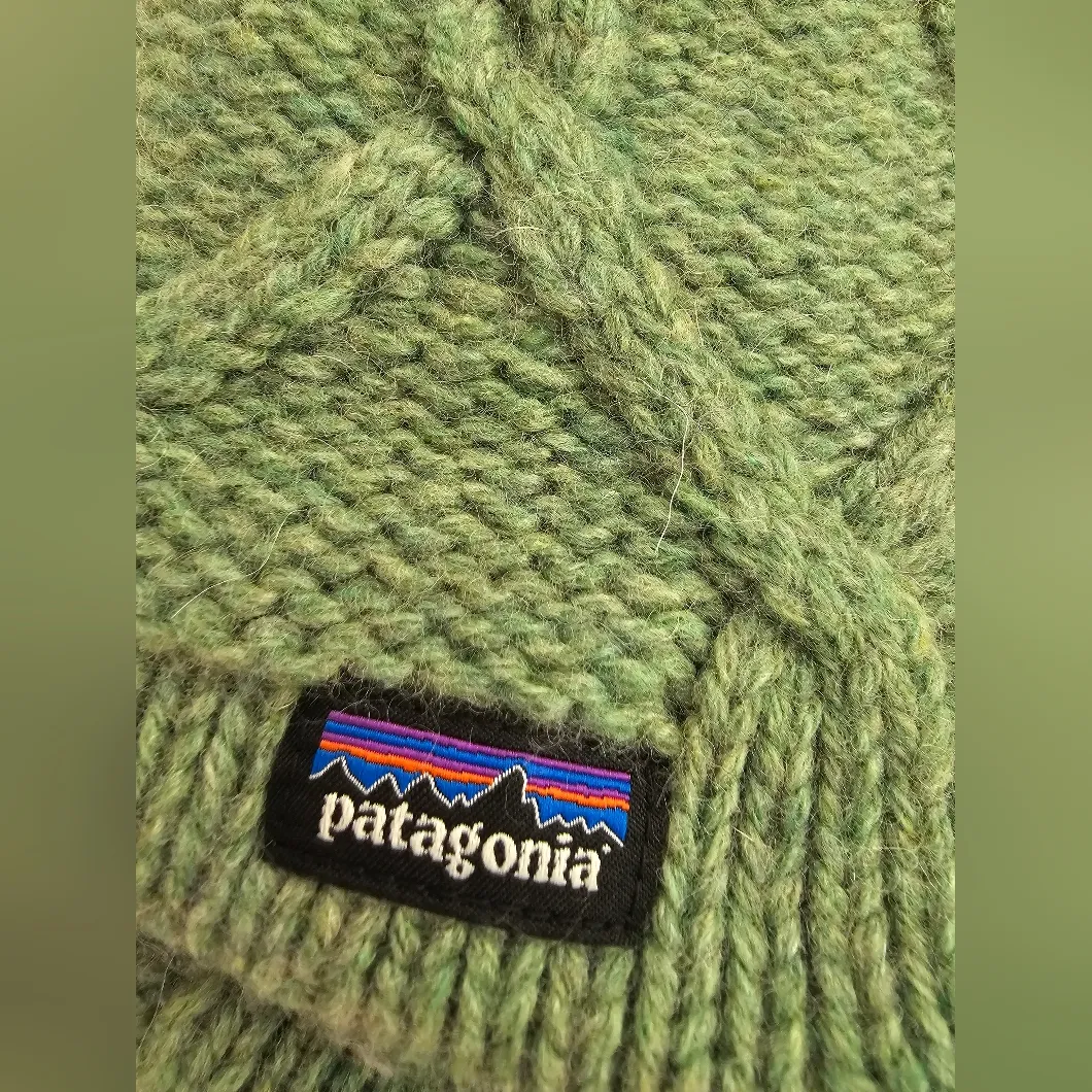 Patagonia Sage Green Cable Knit Wool Blend Beanie Hat - Image 6