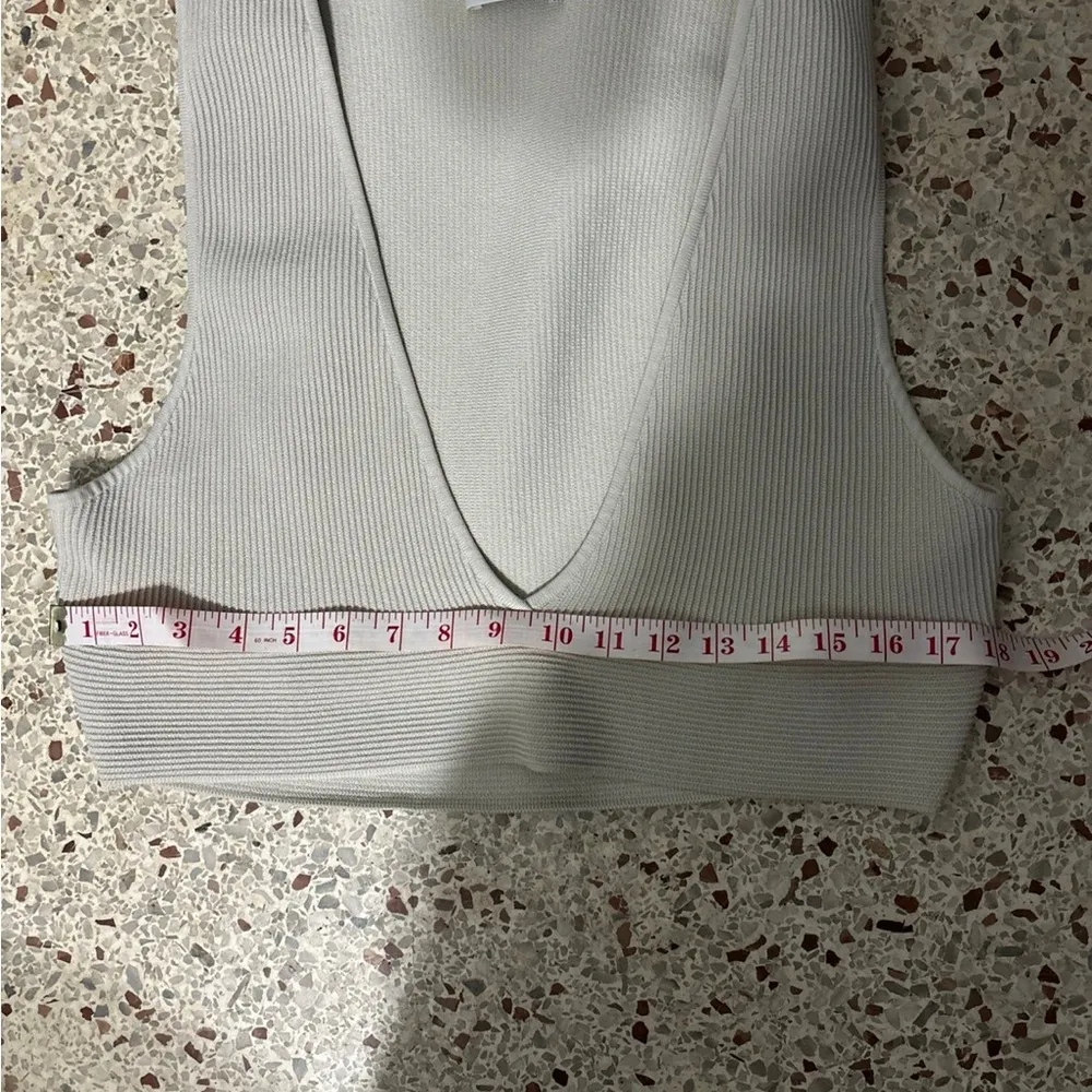 Babaton Sculpt Knit V Neck 2XL - Image 3