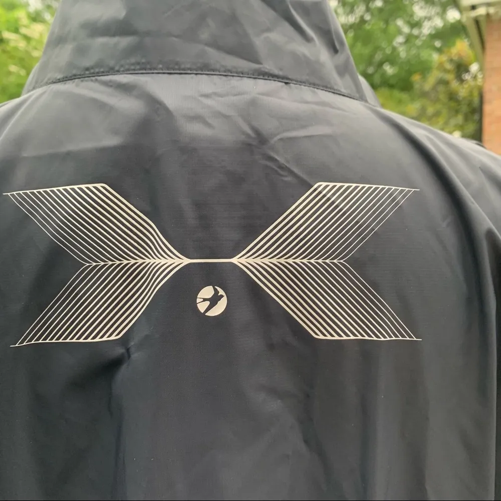 NWT Oiselle Black Limber Running Jacket Nylon Windbreaker XS NEW - Image 8